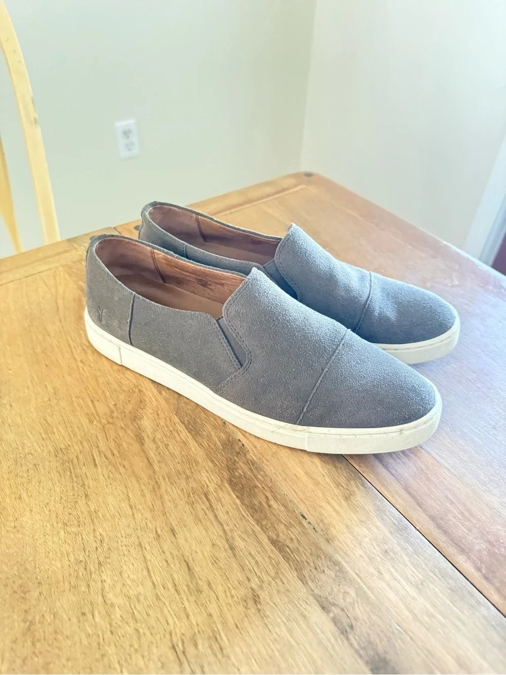 Frye Gemma Cap Slip On Suede Shoes Loafers Women’s Size 10 Grey Brown